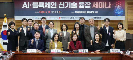 더문테크 공득리 실장(우측 두번째)